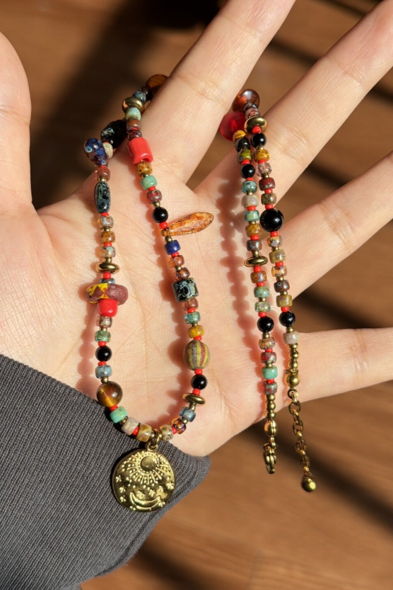 mix-materiali-vetro-boemia-pietra-mora-vetro-antico-collana-artigianale