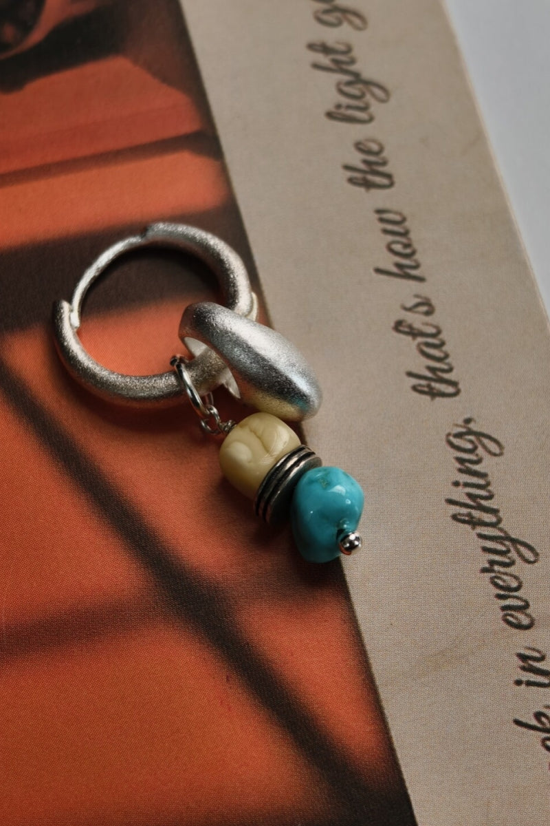  primo-piano-ambra-gialla-naturale-trasparenza-inclusioni-antiche