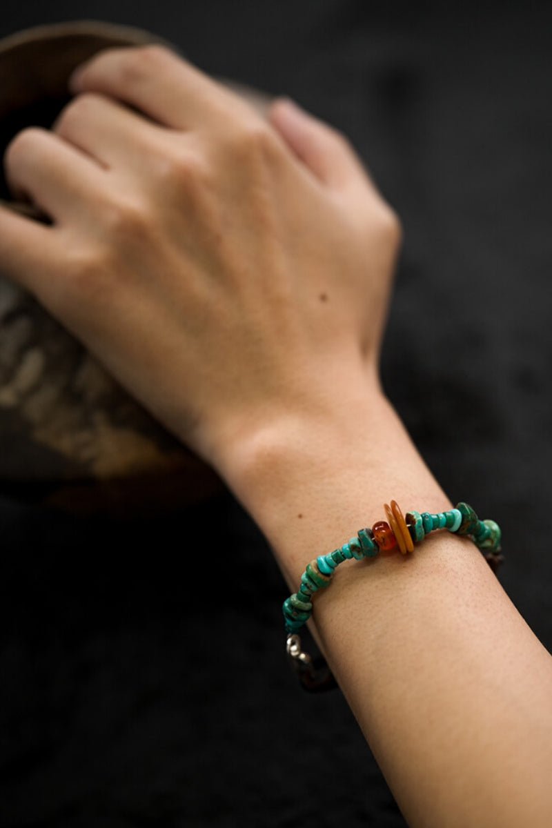 Oasi Turchese · Bracciale Intrecciato a Mano con Turchese, Corniola Gialla e Argento